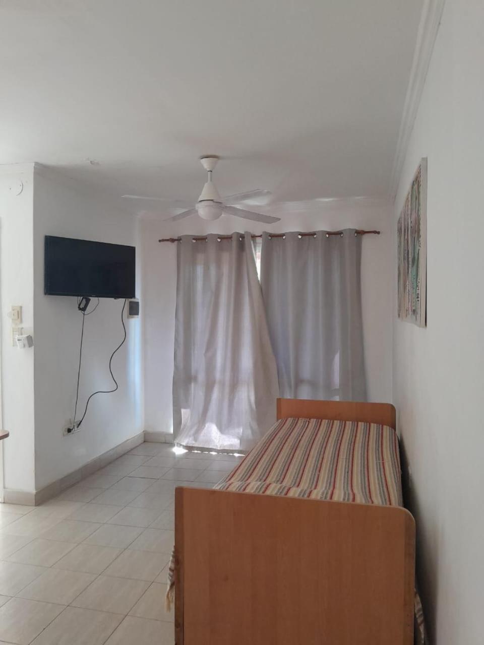 Brisas Del Lago Apartamentos Colón Eksteriør billede