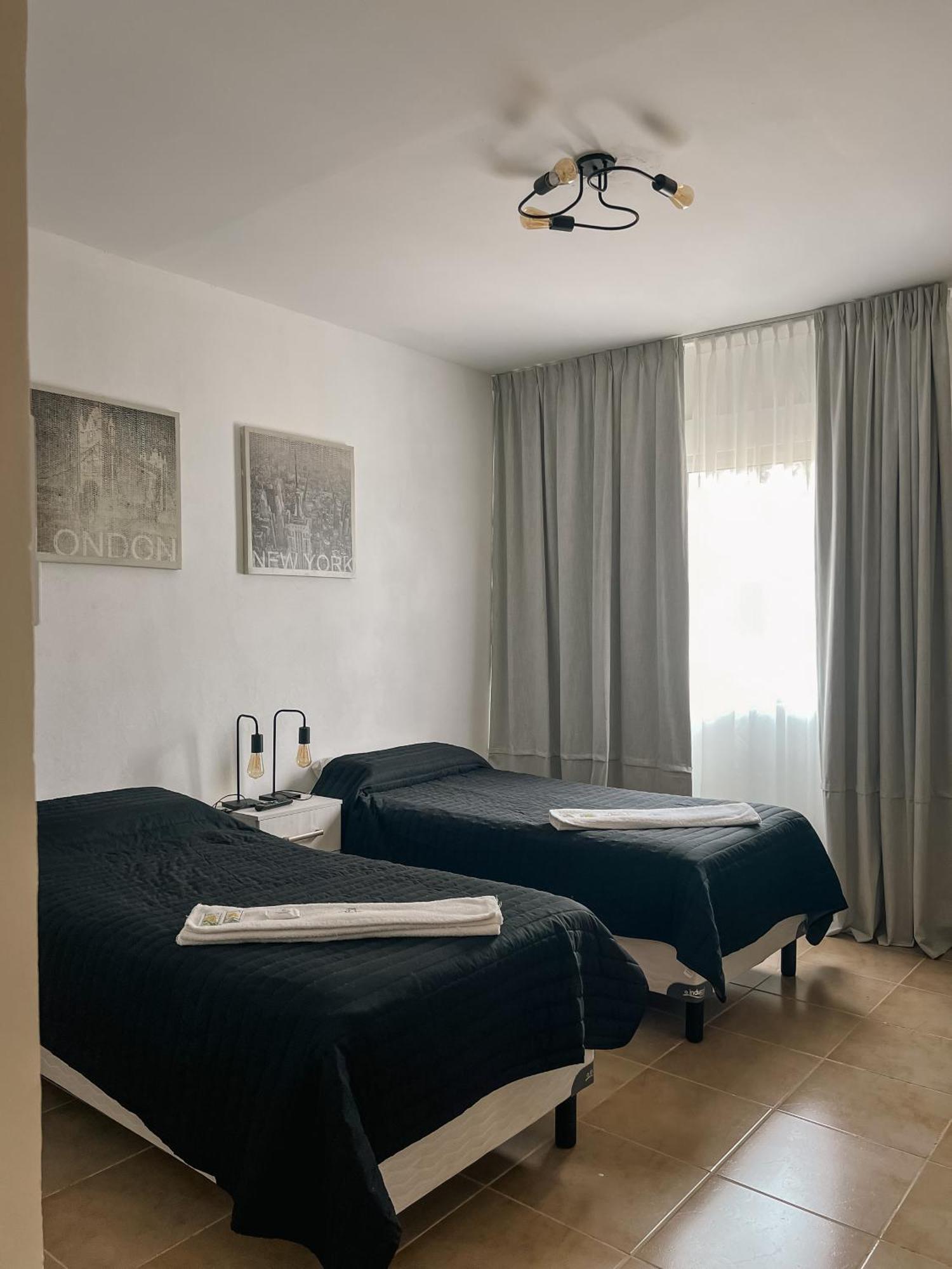 Brisas Del Lago Apartamentos Colón Eksteriør billede